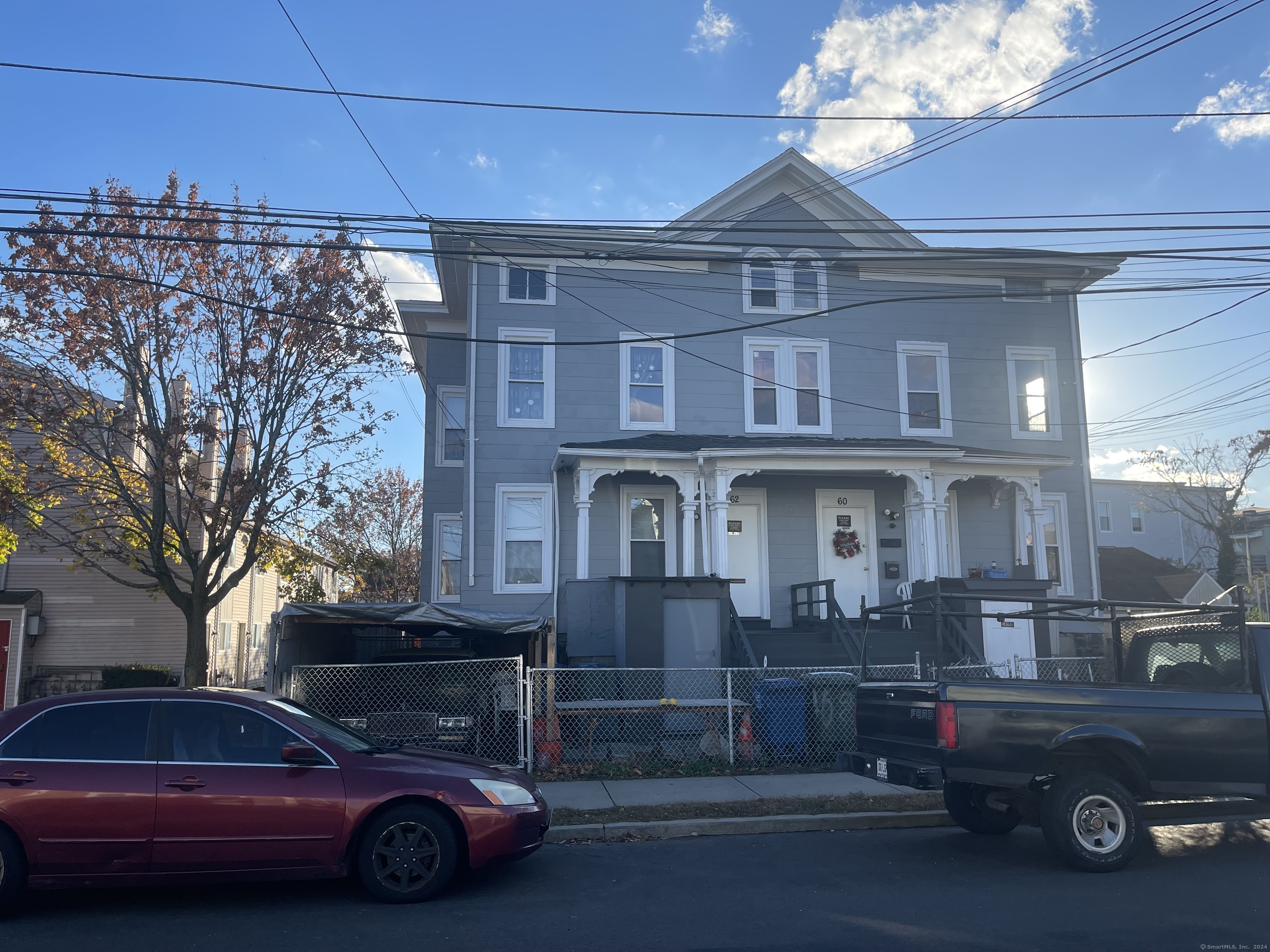 6062 Cedar Street, Bridgeport, Connecticut - 8 Bedrooms  
4 Bathrooms  
16 Rooms - 