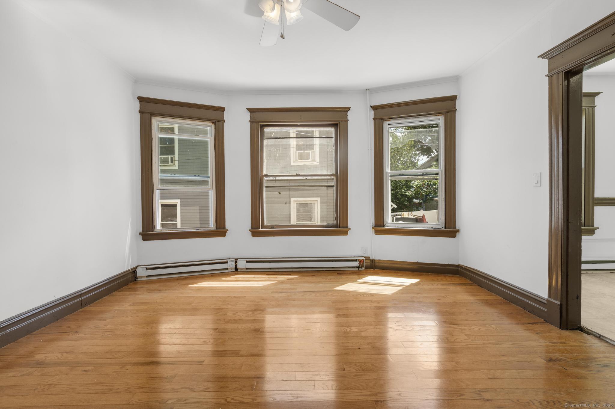 203 Cooke Street