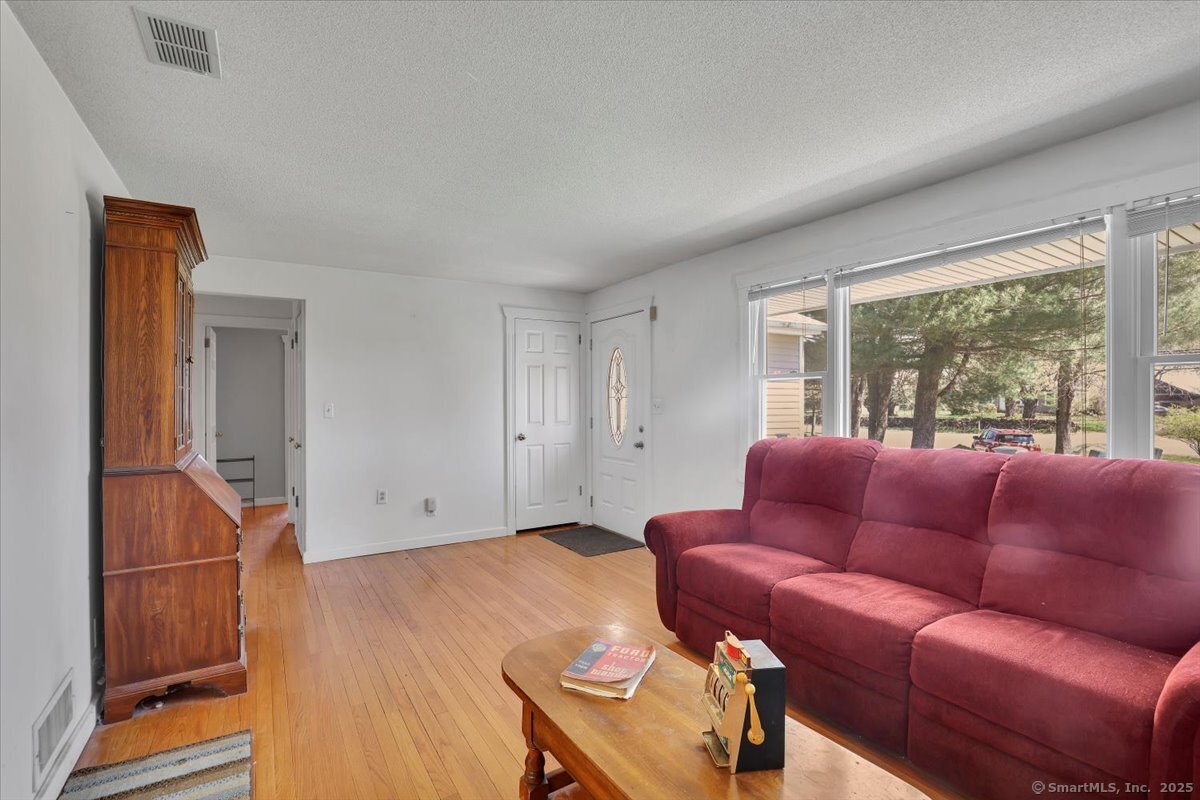 572 Westchester Road, Colchester, Connecticut image 2