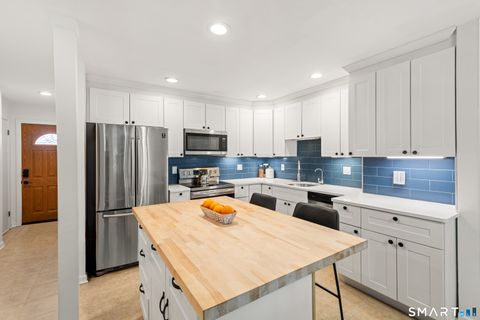 Tiny photo for 28 Eagle Rock Hill #28, Bethel, CT 06801 (MLS # 24161434)