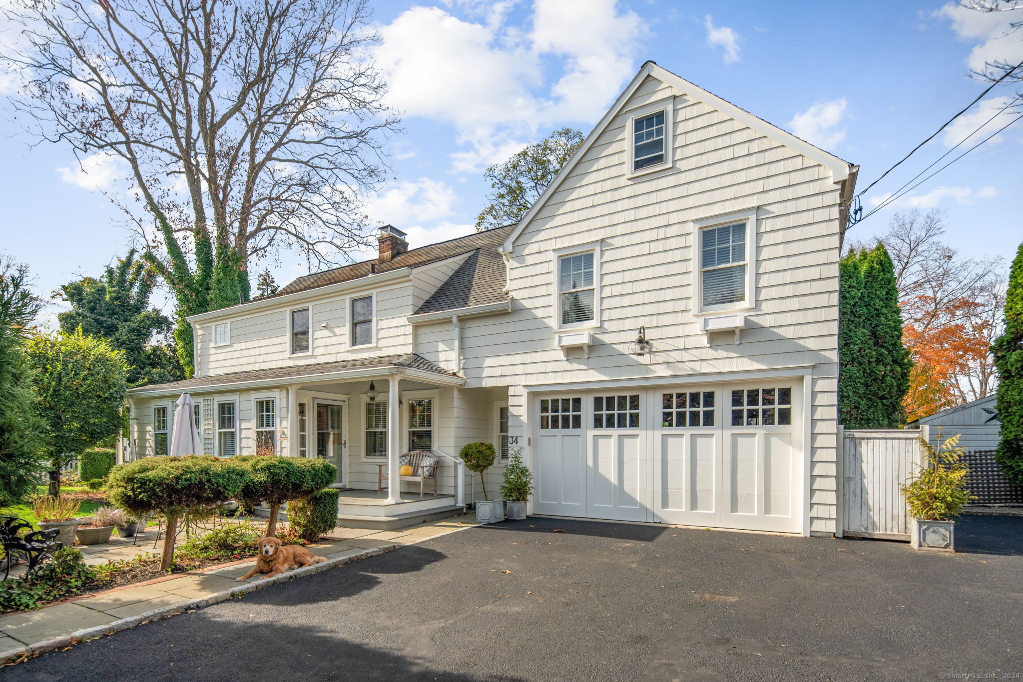 Property for Sale at 34 Crest Road, Norwalk, Connecticut - Bedrooms: 3 
Bathrooms: 3 
Rooms: 8  - $2,195,000