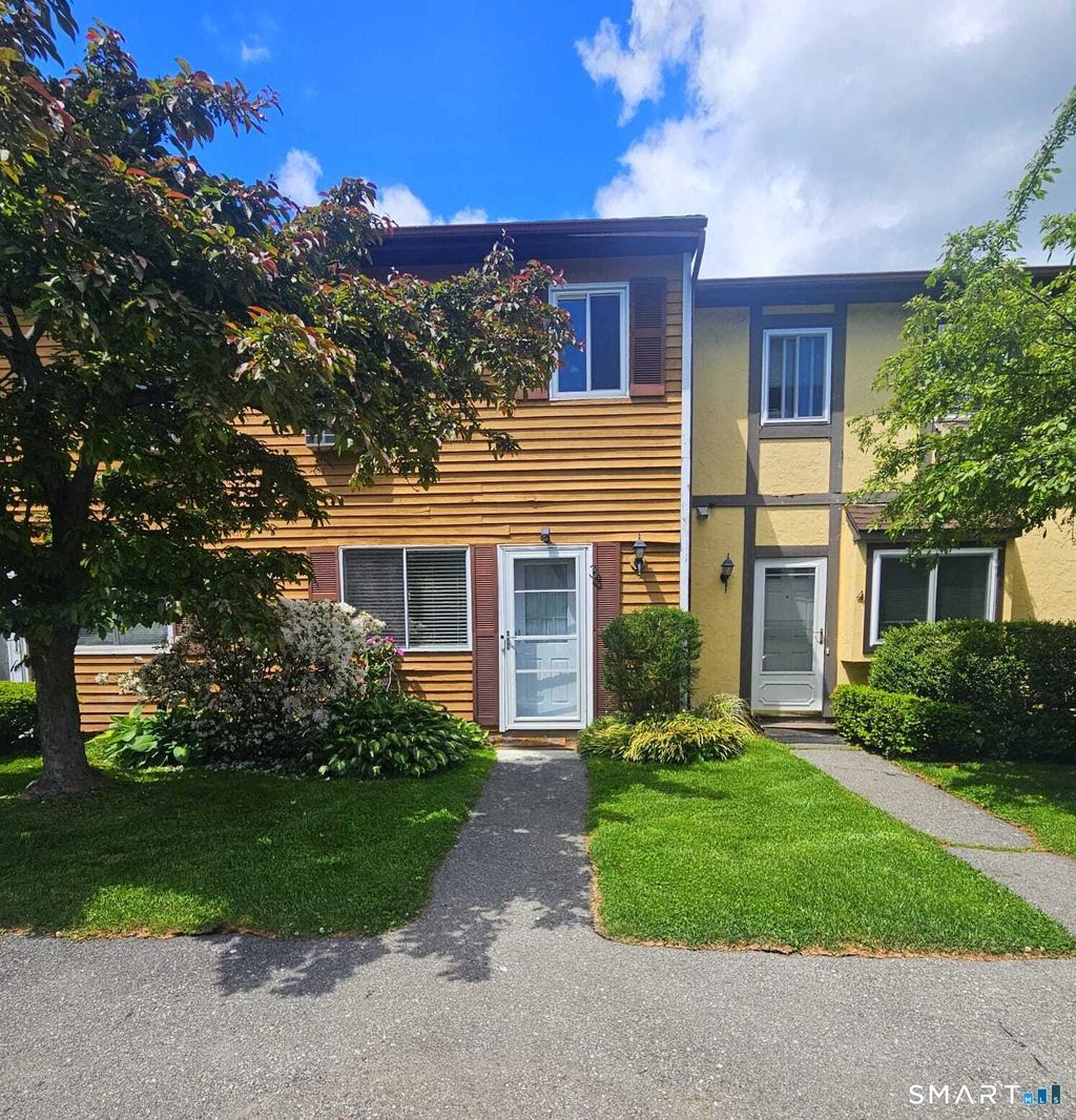 Photo of 24 East Avenue #3, Stamford, CT 06902 (MLS # 24177081)
