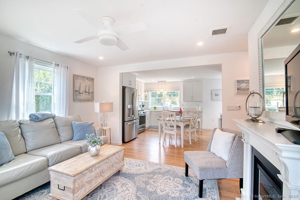 21 Overlook Avenue