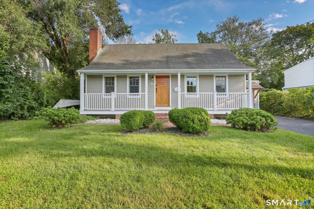Photo of 40 Emerson Street, Norwalk, CT 06855 (MLS # 24204110)
