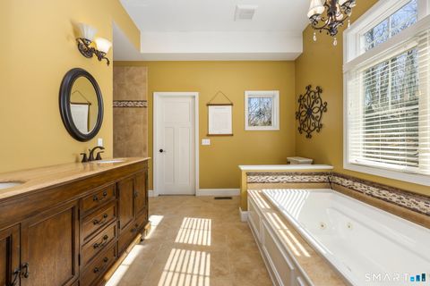 Tiny photo for 4 Red Fox Court, New Fairfield, CT 06812 (MLS # 24164310)