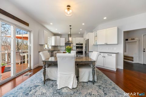 Tiny photo for 4 Red Fox Court, New Fairfield, CT 06812 (MLS # 24164310)