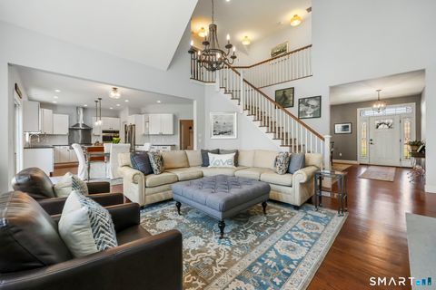 Tiny photo for 4 Red Fox Court, New Fairfield, CT 06812 (MLS # 24164310)