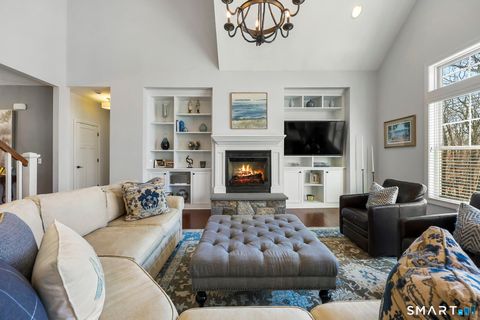 Tiny photo for 4 Red Fox Court, New Fairfield, CT 06812 (MLS # 24164310)