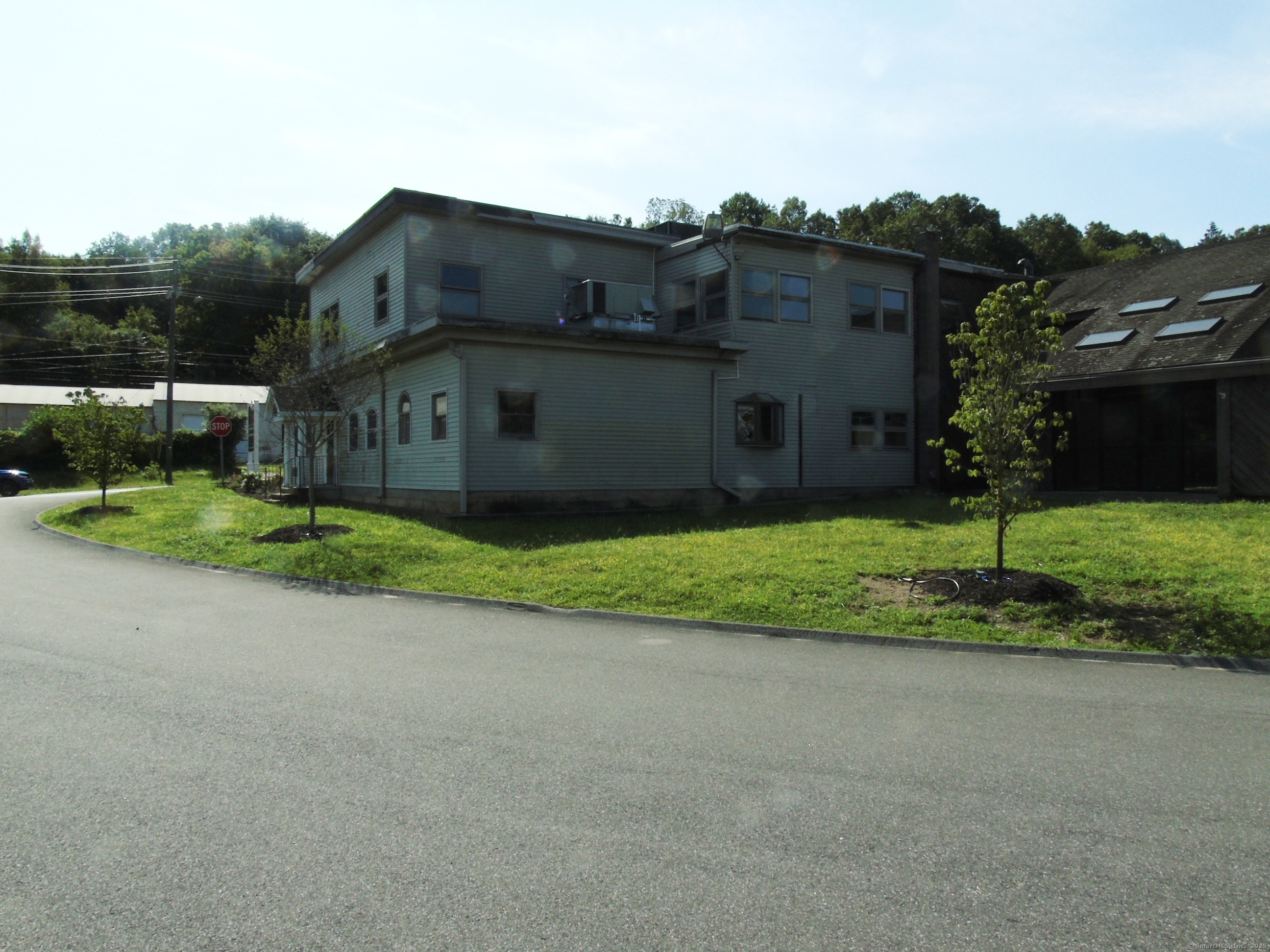 1545 Monroe Turnpike 1