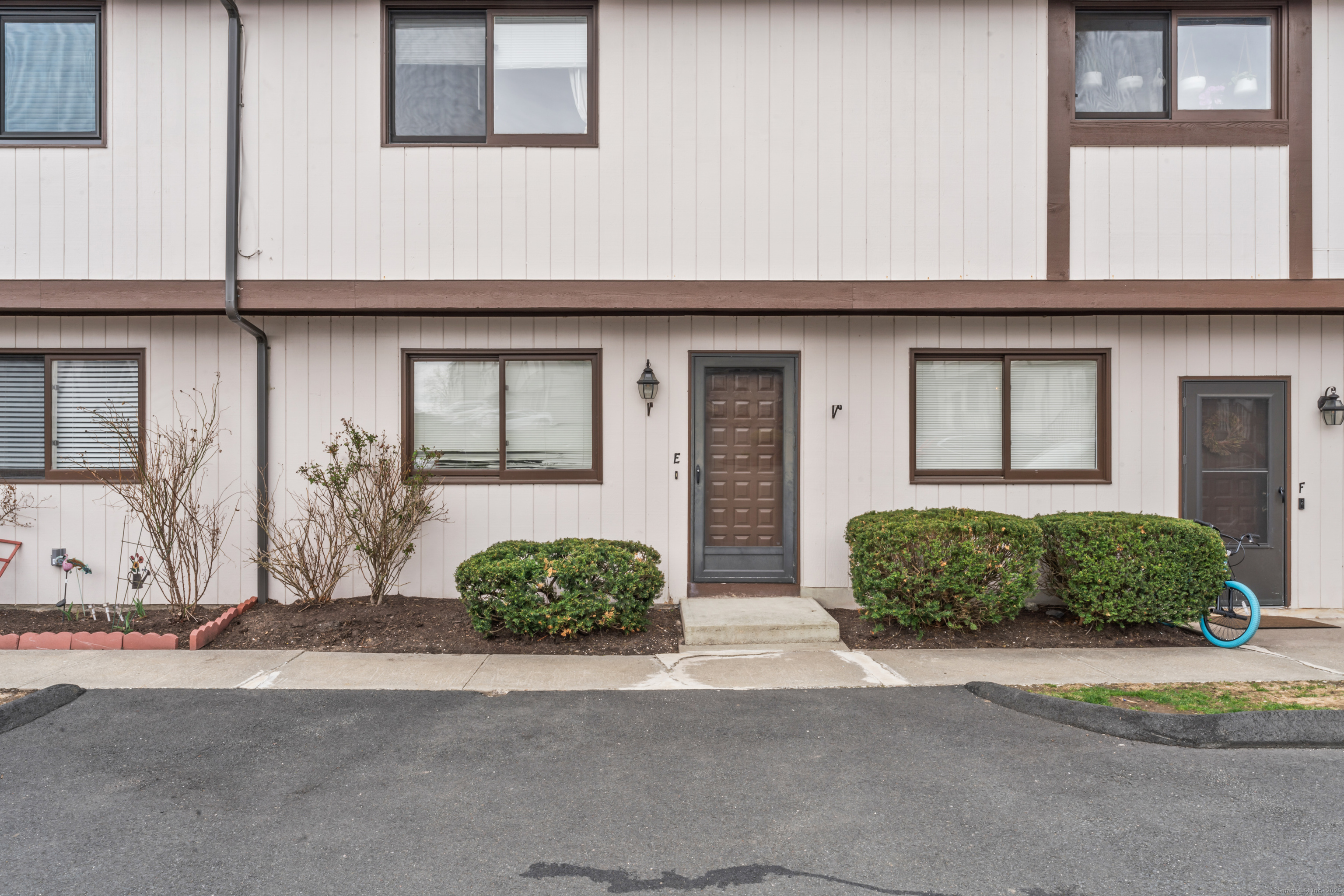 27 Crows Nest Lane #15E, Danbury, Connecticut image 2
