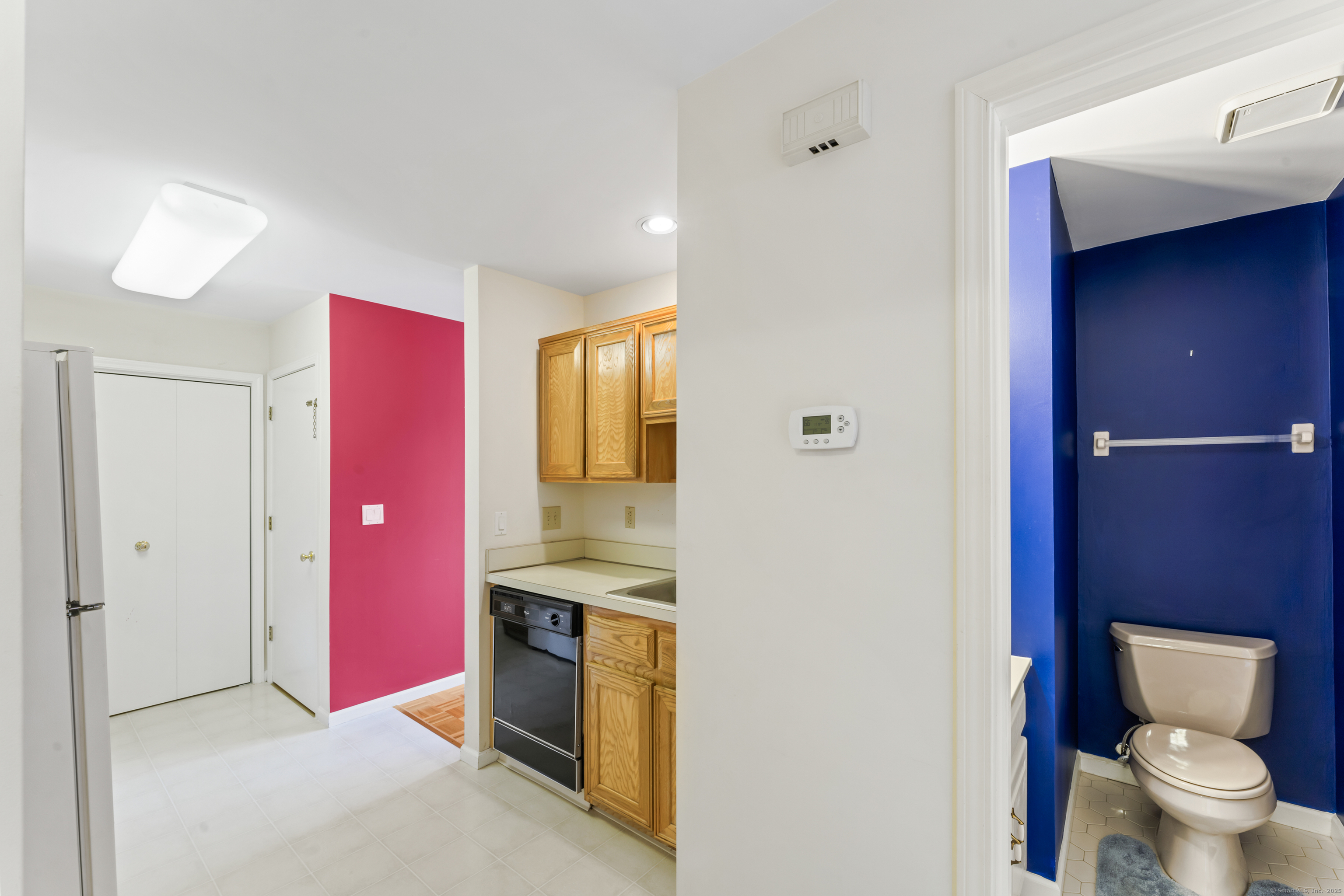 27 Crows Nest Lane #15E, Danbury, Connecticut image 12