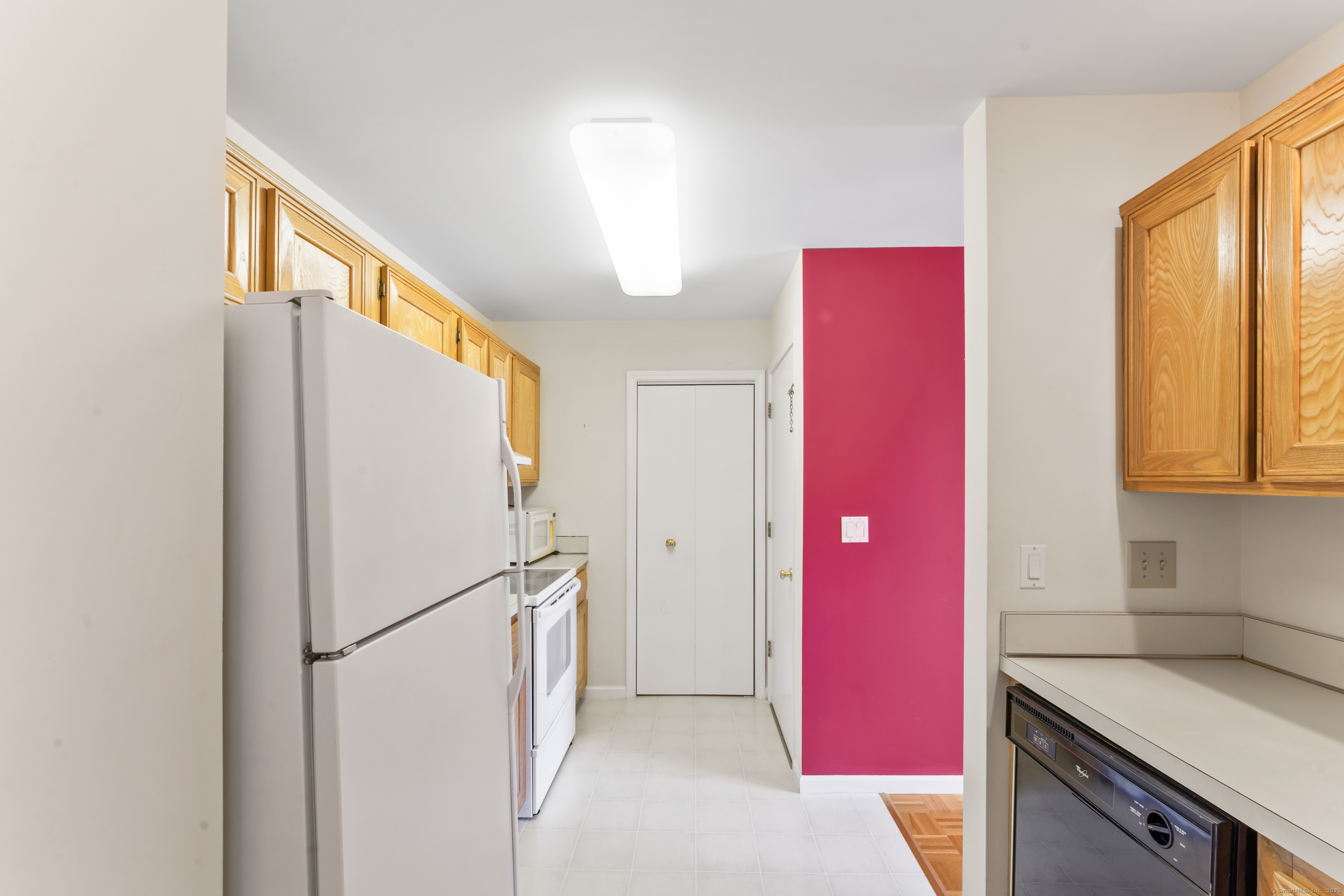 27 Crows Nest Lane #15E, Danbury, Connecticut image 10