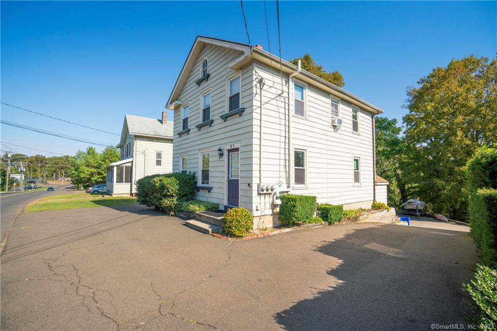 Rental Property at 97 Ivy Street 1st Floor, Branford, Connecticut - Bedrooms: 2 
Bathrooms: 2 
Rooms: 10  - $2,300 MO.