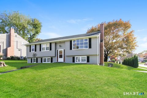 Tiny photo for 35 Murla Road, Berlin, CT 06037 (MLS # 24144391)