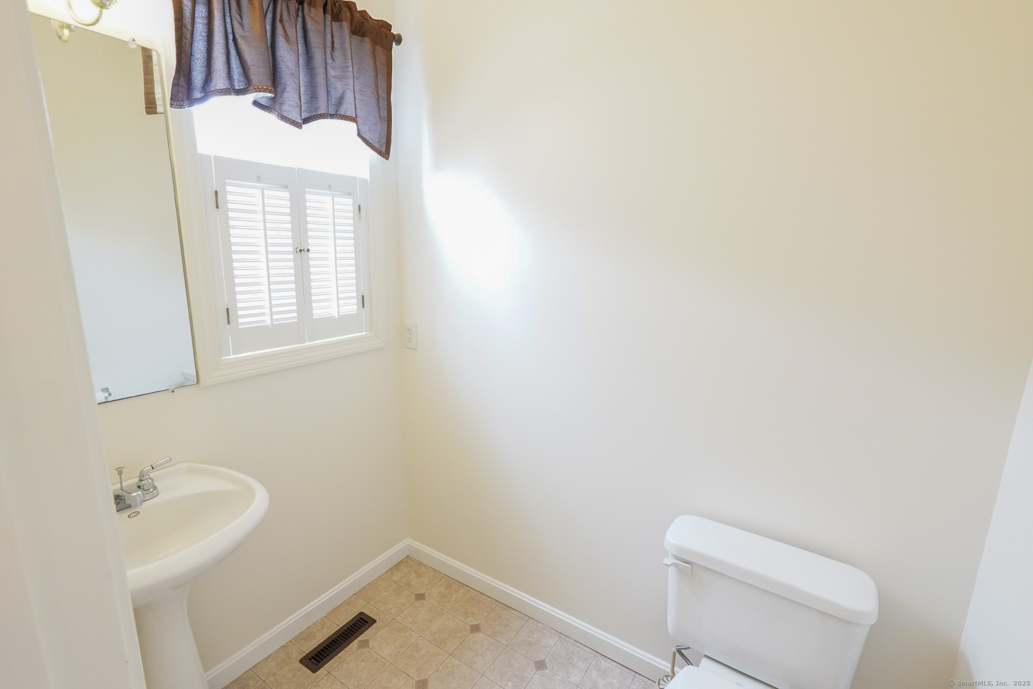 14 Forestview Drive #14, Norwich, Connecticut image 7