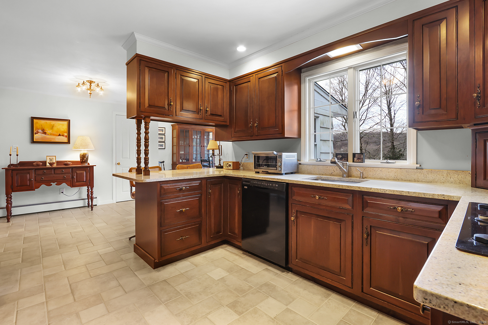 21 Briarwood Circle, Naugatuck, Connecticut image 13