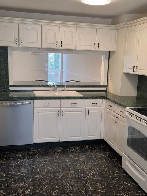 Tiny photo for 520 Shennecossett Road #J, Groton, CT 06340 (MLS # 24137791)