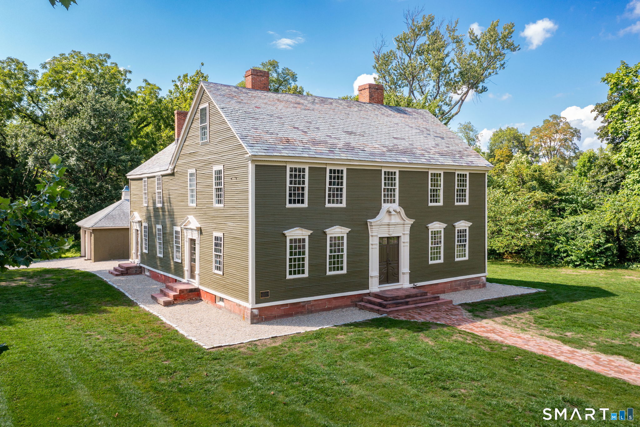 1653 Main Street