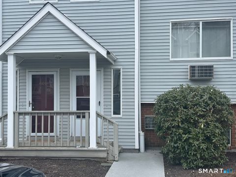 Photo of 925 Oronoke Road #100I, Waterbury, CT 06708 (MLS # 24167422)