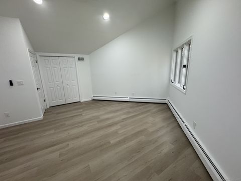 Tiny photo for 4 Earls Court #C, Farmington, CT 06032 (MLS # 24137917)