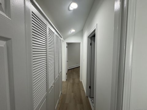 Tiny photo for 4 Earls Court #C, Farmington, CT 06032 (MLS # 24137917)