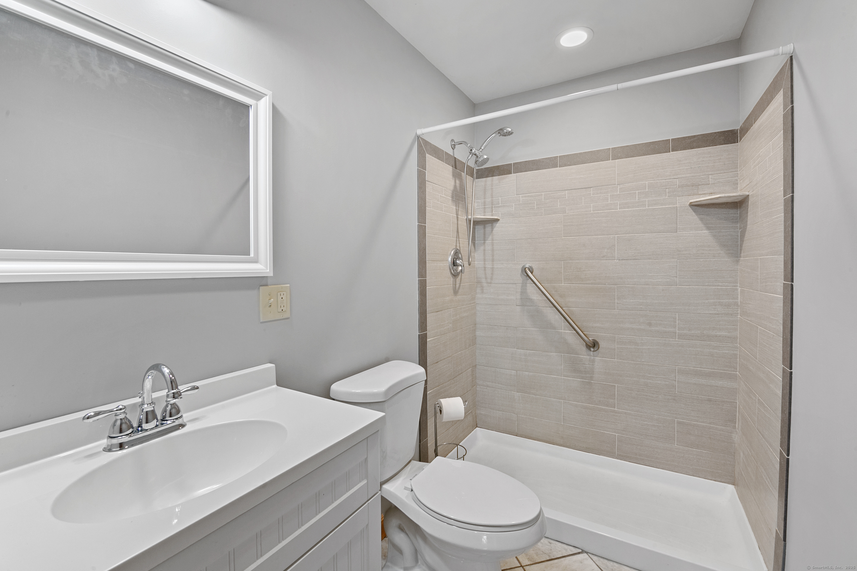 New Hartford, Connecticut 06057, United States, ,1 BathroomBathrooms,Residential,Coming Soon,218940