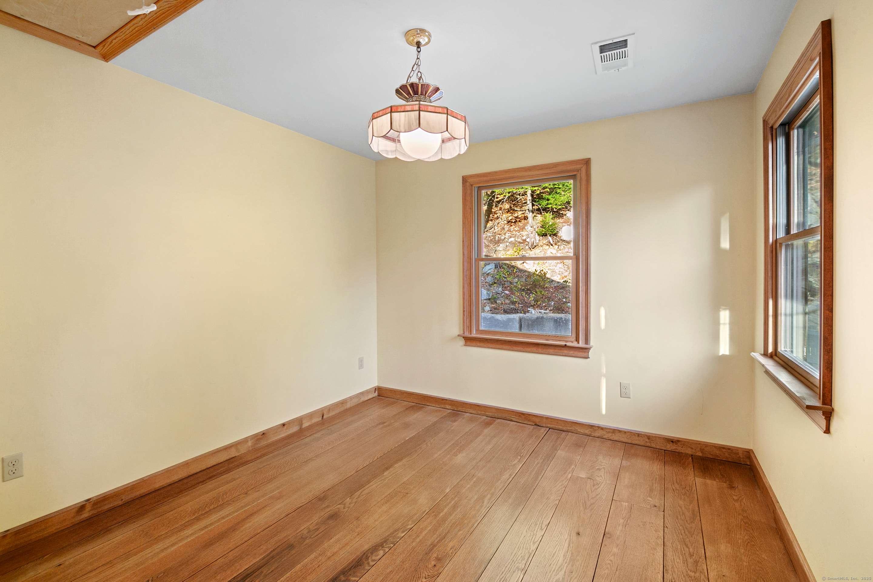 New Hartford, Connecticut 06057, United States, ,1 BathroomBathrooms,Residential,Coming Soon,218940