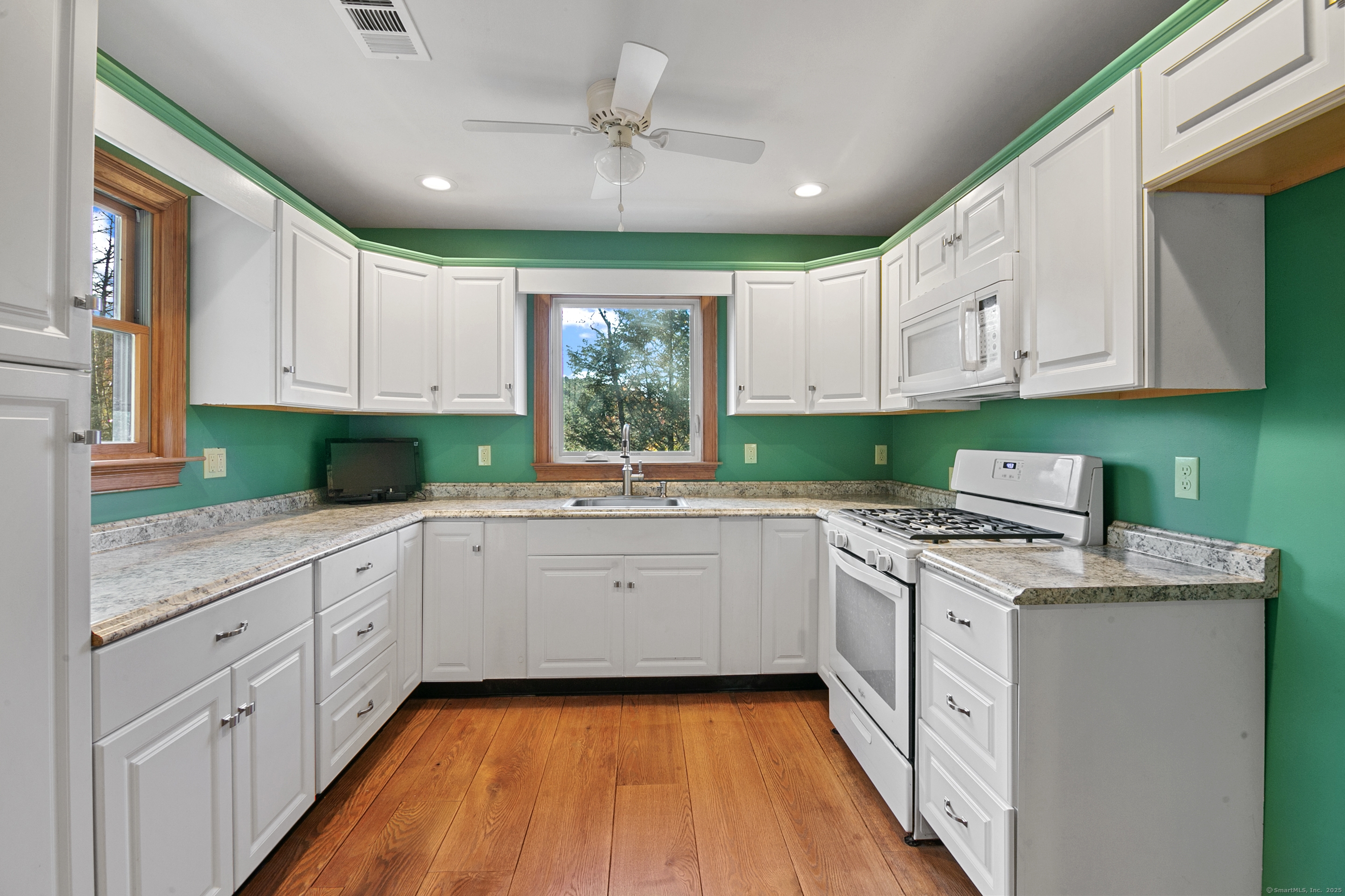 New Hartford, Connecticut 06057, United States, ,1 BathroomBathrooms,Residential,Coming Soon,218940