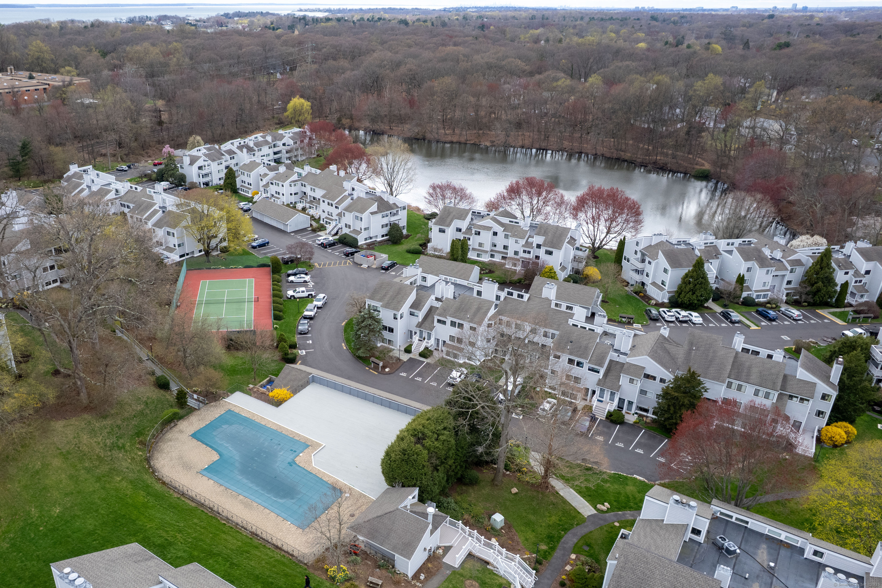 72 Rowayton Woods Drive #72, Norwalk, Connecticut image 17