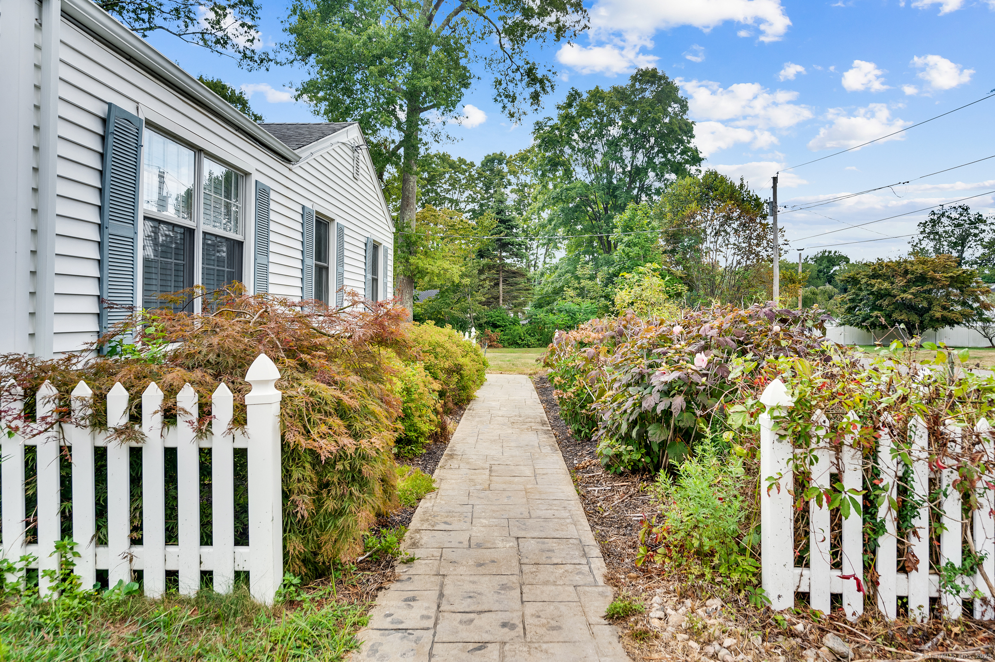 473 Ridgeview Road