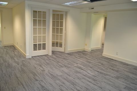 Tiny photo for 128 Garden Street #1 A, Farmington, CT 06032 (MLS # 24148190)