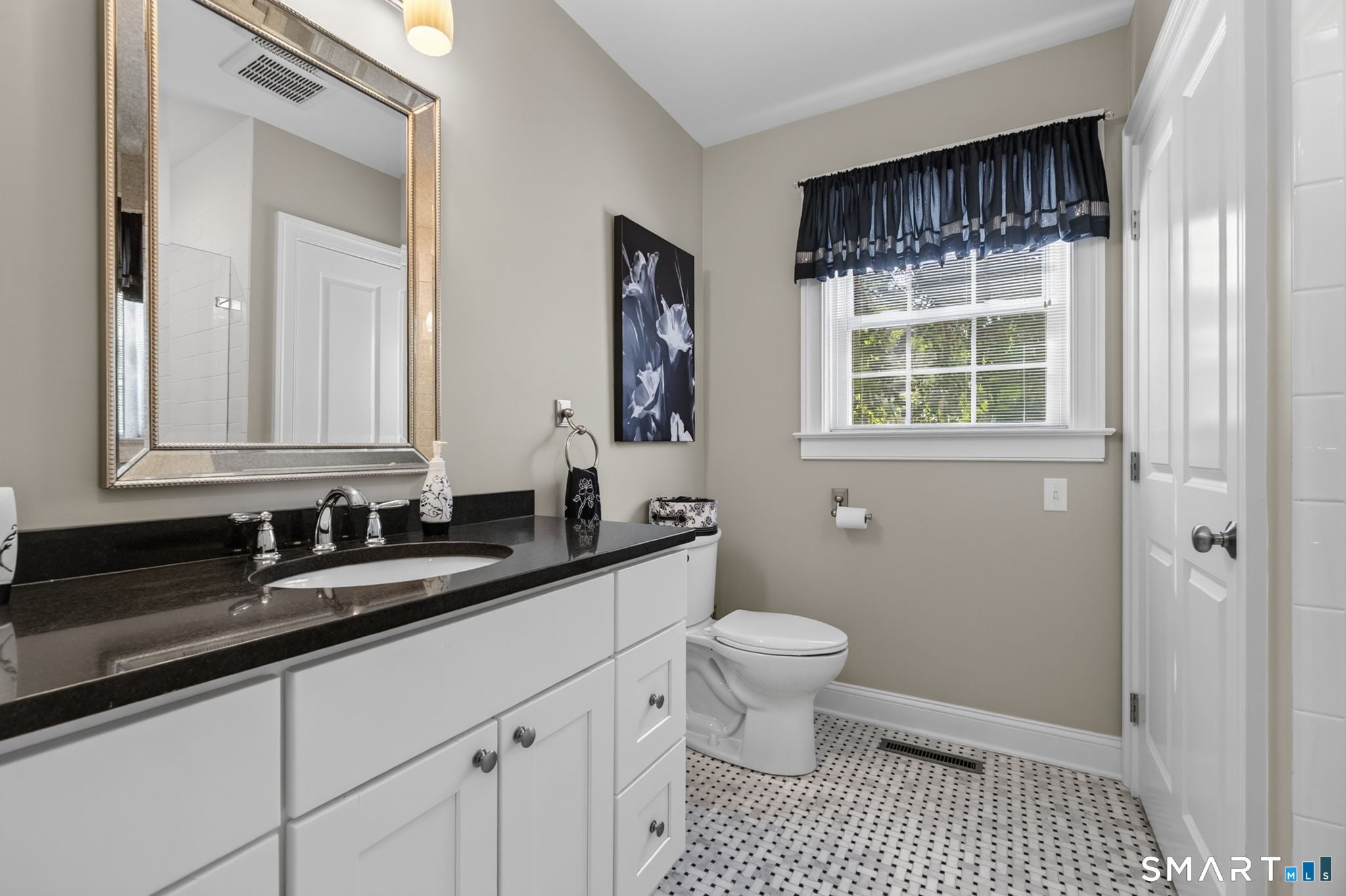 951 Old Clinton Road 18