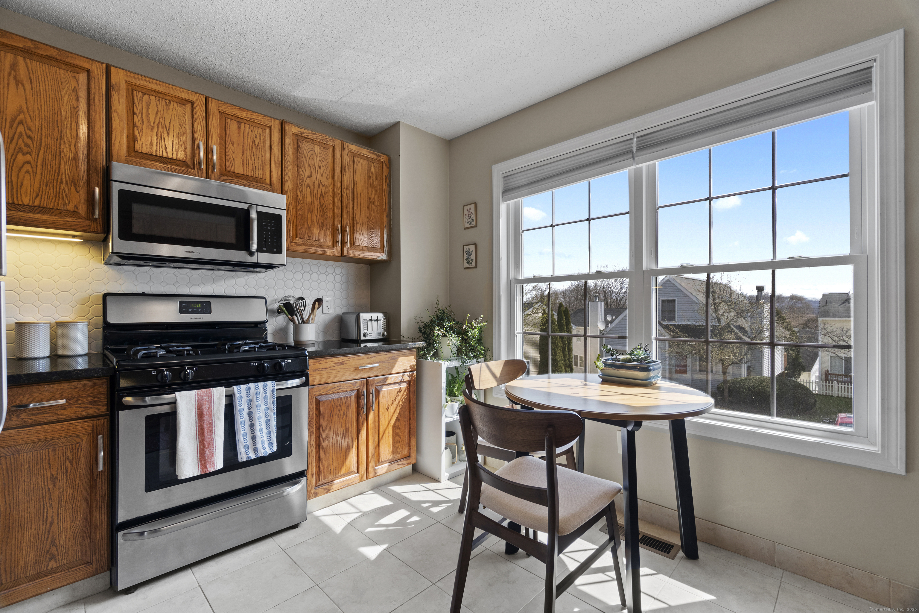 2390 State Street #APT 5C, Hamden, Connecticut image 6