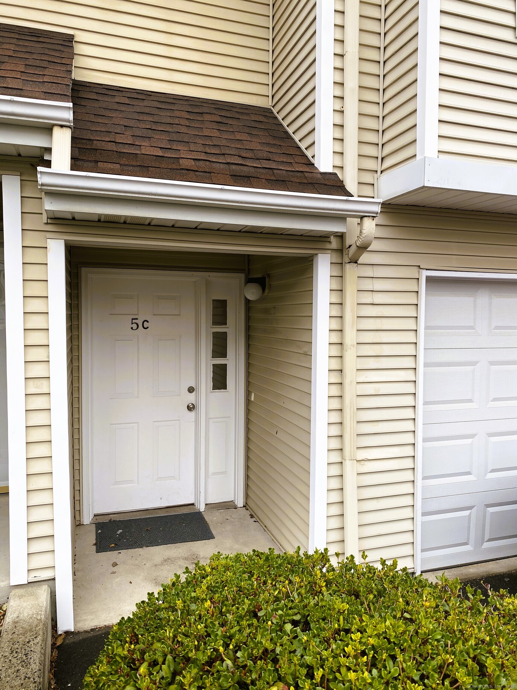2390 State Street #APT 5C, Hamden, Connecticut image 1