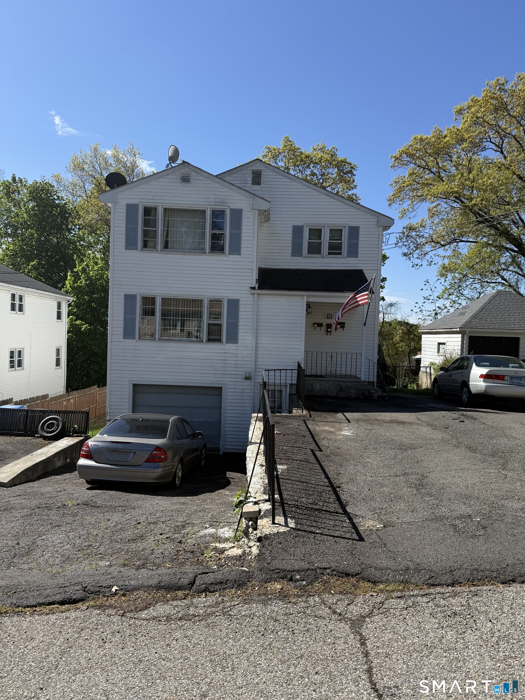 61 Gladiola Street