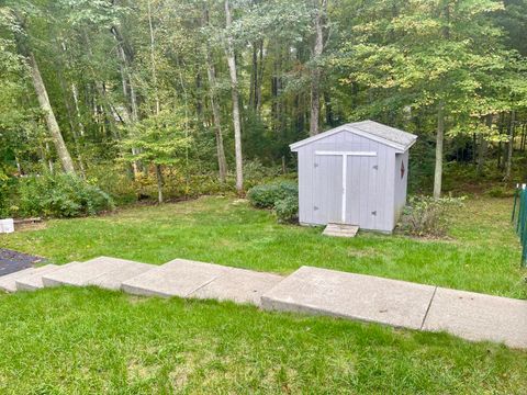 A home in Killingly