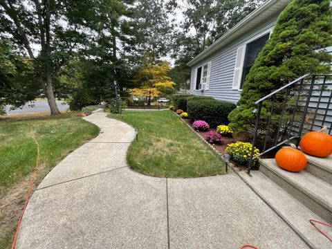 A home in Killingly