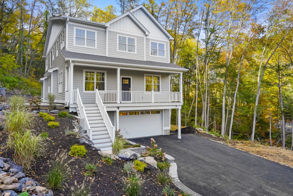 Photo of 175 Hollow Swamp Road, Southbury, CT 06488 (MLS # 24123420)