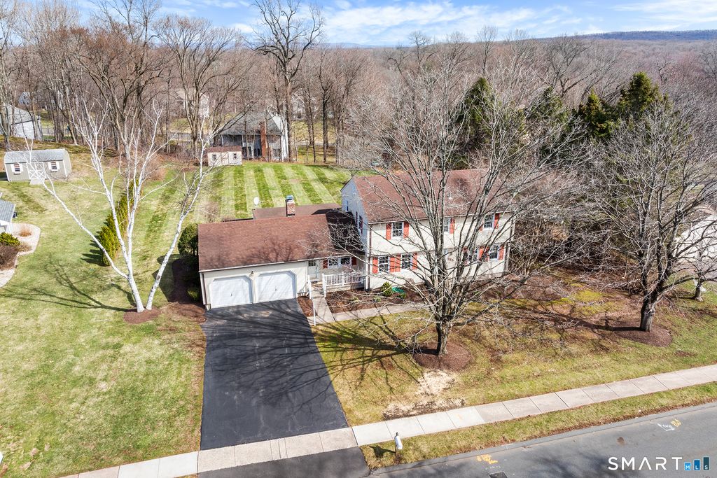 Photo of 223 Winesap Road, Berlin, CT 06037 (MLS # 24160121)