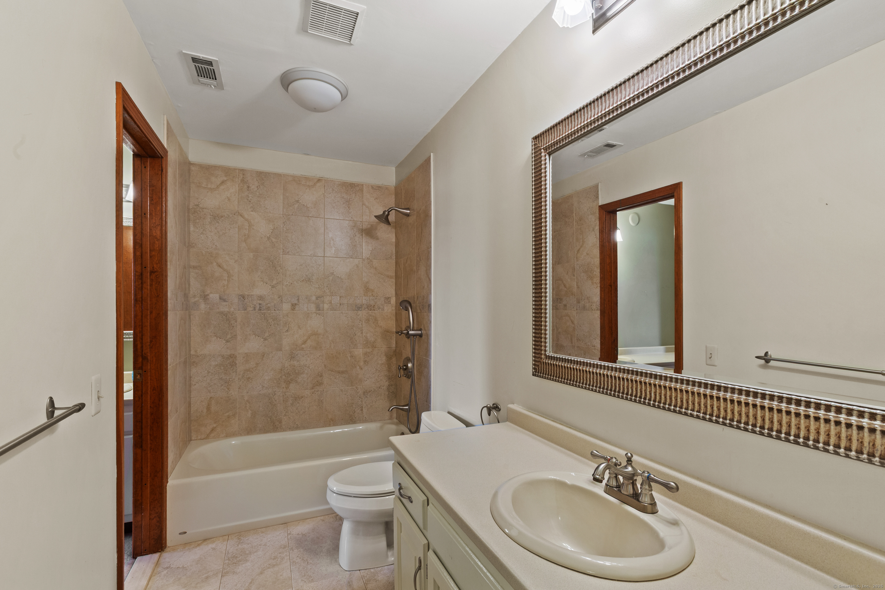 55 Mill Plain Road #27-5, Danbury, Connecticut image 15
