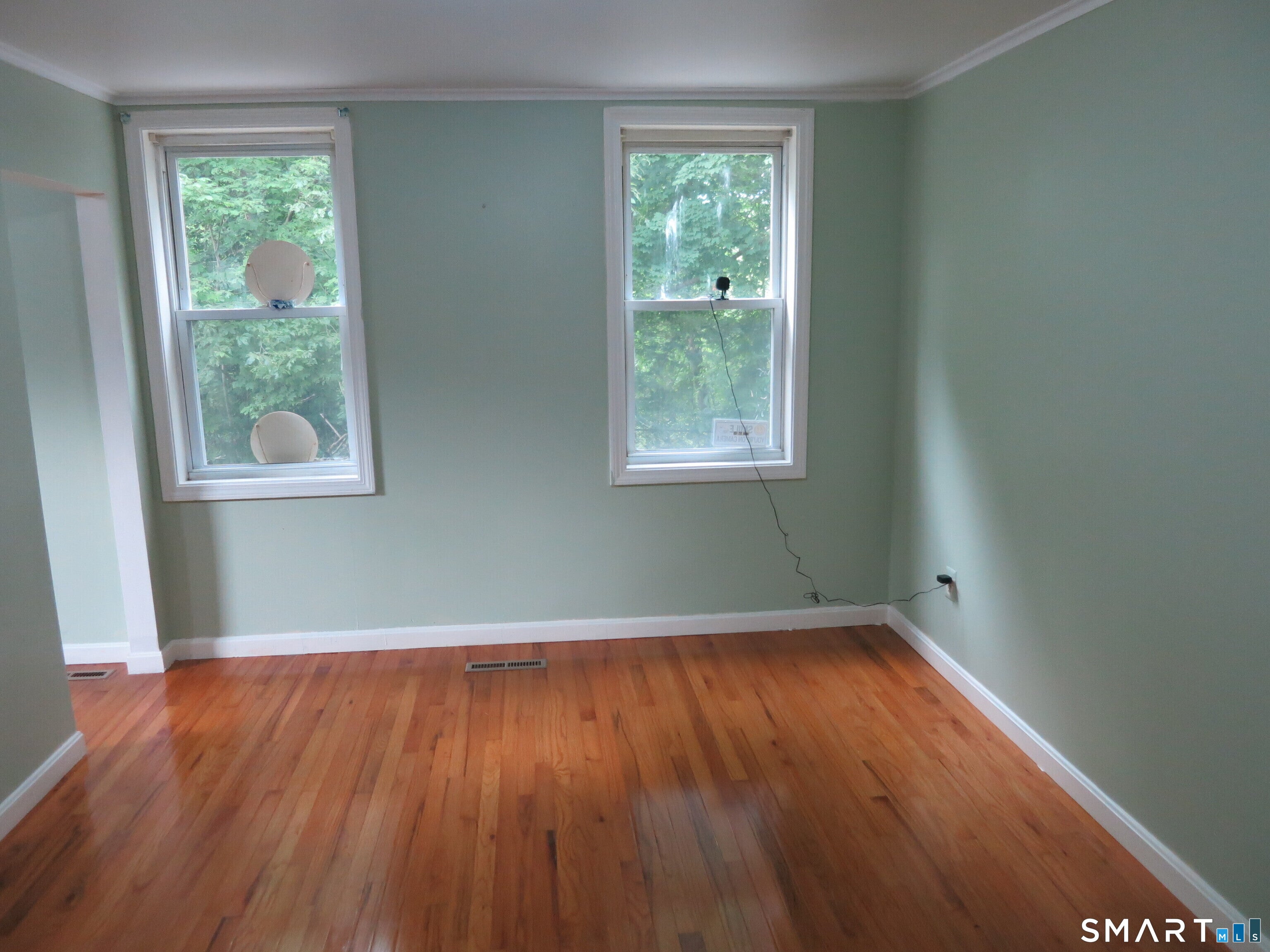 983 Riverside Drive