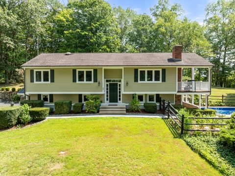 22 Peaceable Street Redding CT 06896