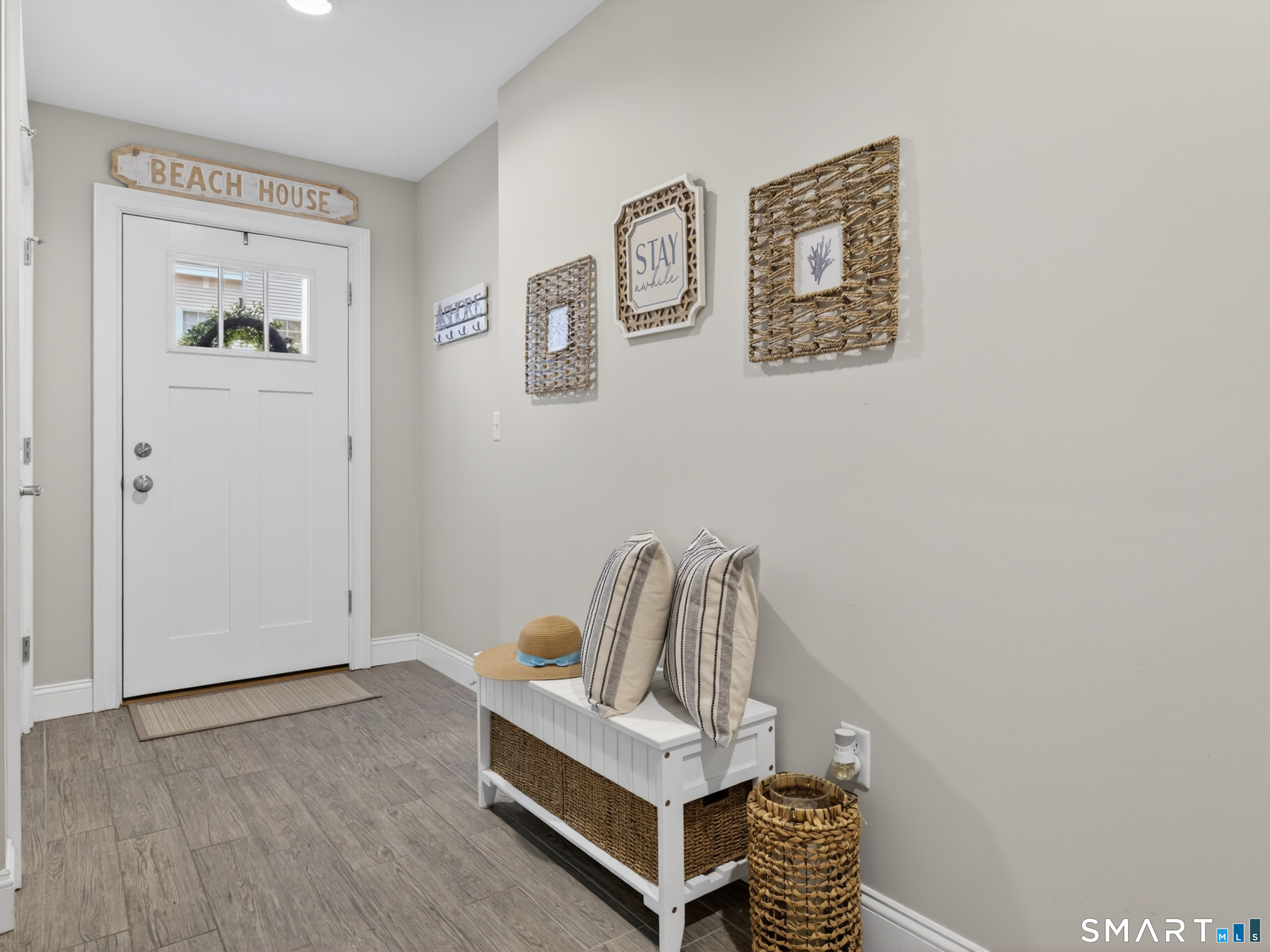 11 Village Crossing 11