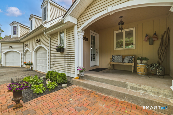 571 Woodland Street