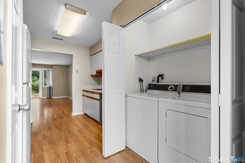 Tiny photo for 1414 Whitney Avenue #D1, Hamden, CT 06517 (MLS # 24199058)