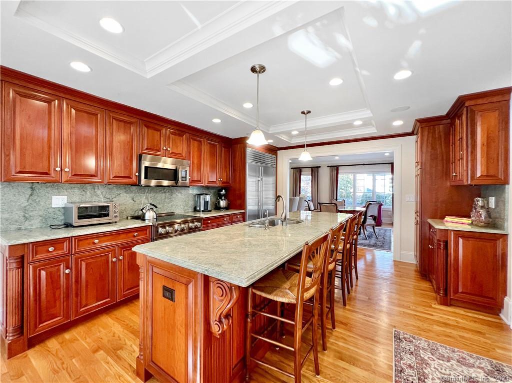 Photo 7 of 27 of 43 Laurel Ledge Road house