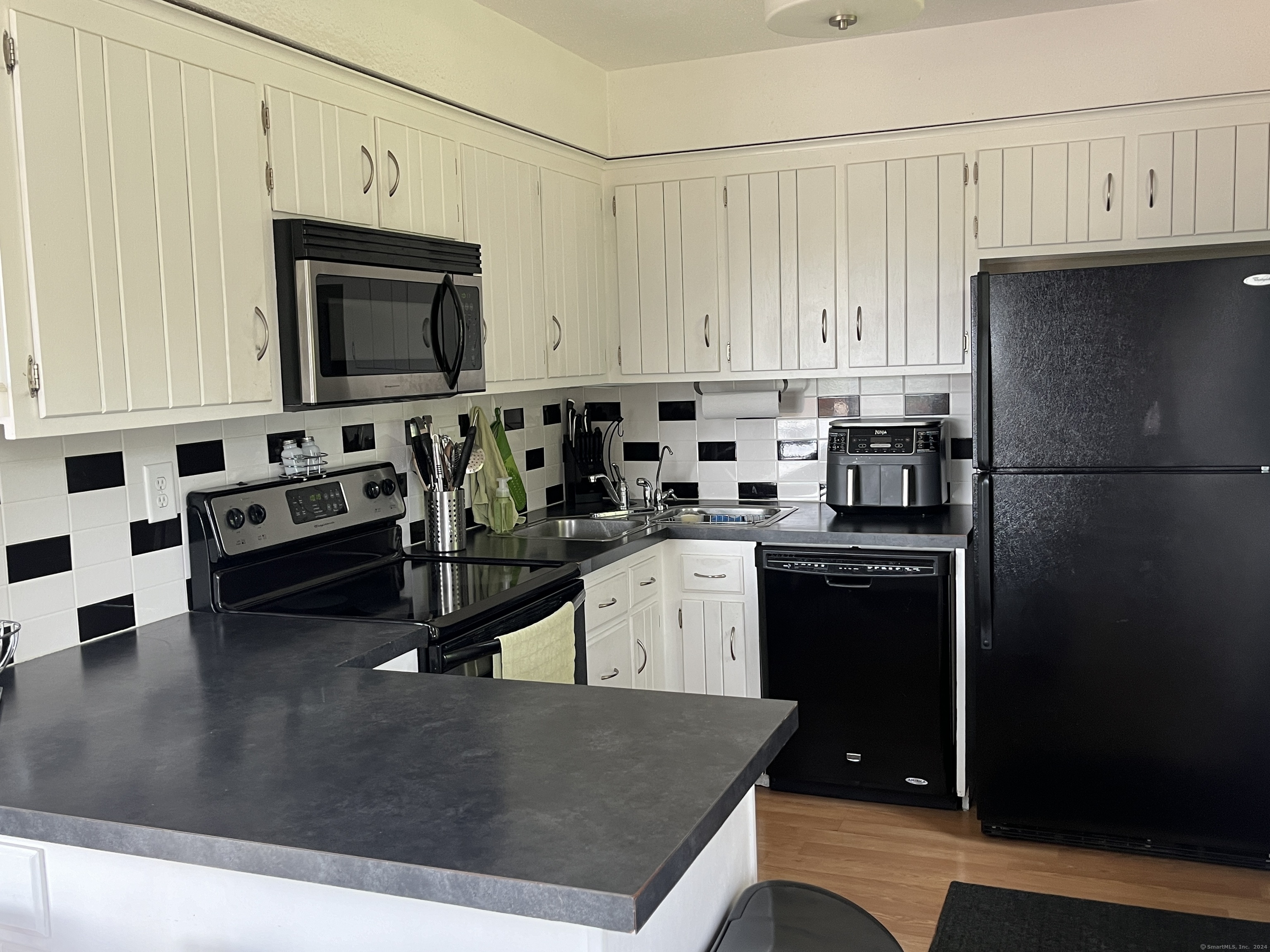 237 Longview Avenue, Bristol, Connecticut image 10
