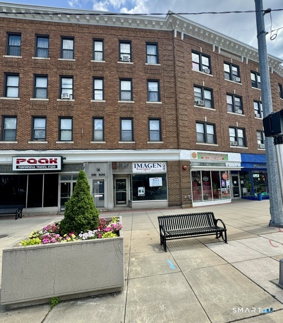 12 East Main Street