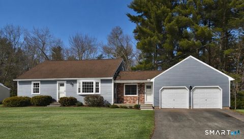 51 Oakwood Street Enfield CT 06082