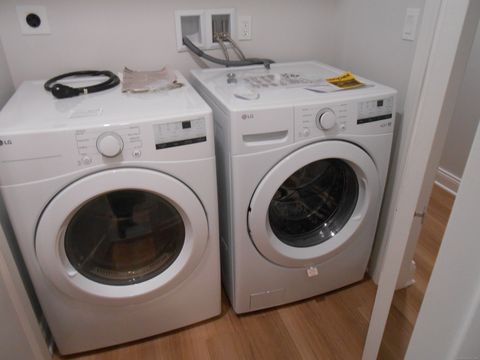 Tiny photo for 50 Greenhouse Road #42B, Bridgeport, CT 06606 (MLS # 24145085)